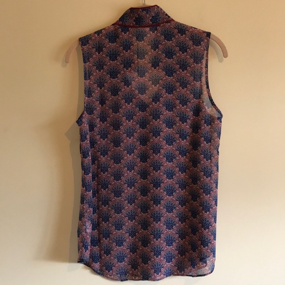 NWT CAbi Fan Blouse - Picture 4 of 7